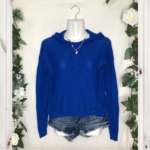 Abercrombie & Fitch Tops - Abercrombie & Fitch Blue Long Sleeve Knitted Hoodie Sweatshirt